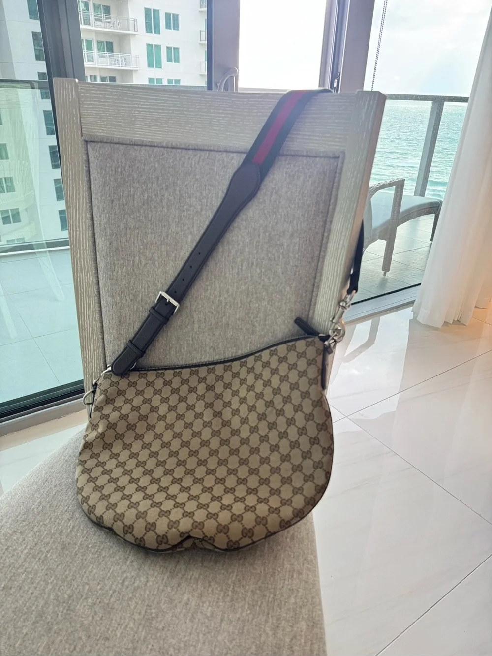 Gucci B Medium Shoulder Bag 817420 | Cruise 2025 Collection | Box, Dust Bag - Picture 9 of 15
